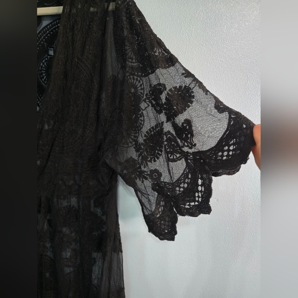 Macchia Di Ruggine Lace Black Coverup S? - Picture 4 of 8
